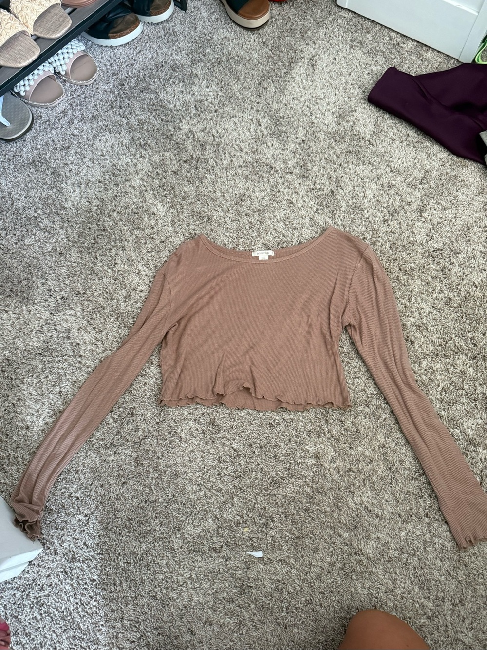 Bozzolo Ribbed Long-Sleeve Cropped Top - Taupe Brown